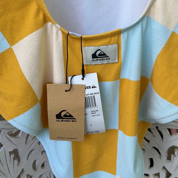 NWT womens quiksilver checked out one piece L - Picture 4 of 8